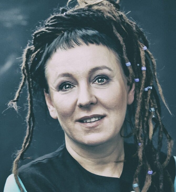 Olga Tokarczuk: Η βραβευμένη με Νόμπελ Λογοτεχνίας συγγραφέας για πρώτη φορά στην Ελλάδα