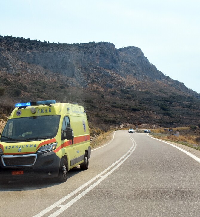 ΠΟΕΔΥΝ: Καταγγέλλει παράνομες αναθέσεις σε εταιρείες ιδιωτικών ασθενοφόρων 