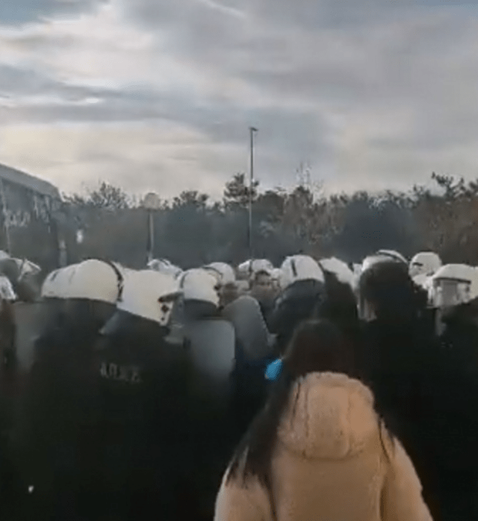 Κομοτηνή- Κοσμήτορας Νομικής: Φοιτητές ενημέρωσαν το υπουργείο και έγινε επέμβαση της αστυνομίας
