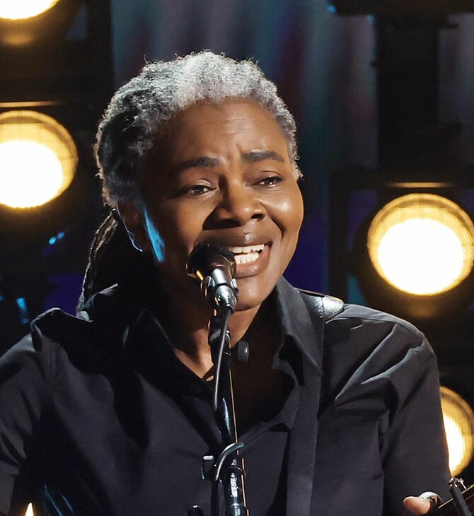 Η θριαμβευτική επανεμφάνιση της Tracy Chapman στα Grammys 