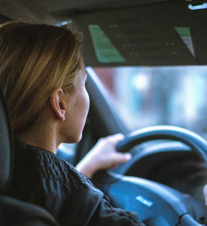 ΕΕ: Αλλάζουν οι κανόνες στις άδειες οδήγησης - Τι προβλέπεται για τους νέους οδηγούς