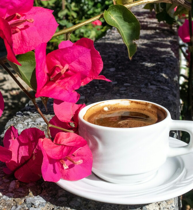 Ο καφές μειώνει τον κίνδυνο επανεμφάνισης καρκίνου του εντέρου, δείχνει μελέτη