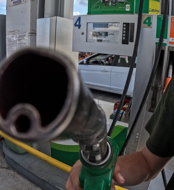 Τιμές βενζίνης: «Ολοταχώς» για 2 ευρώ και στο κέντρο της Αθήνας