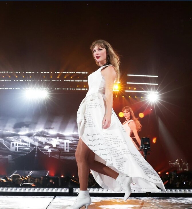 Η Τέιλορ Σουίφτ ξεκίνησε – με τραγούδια από το νέο της άλμπουμ – το Eras Tour από το Παρίσι