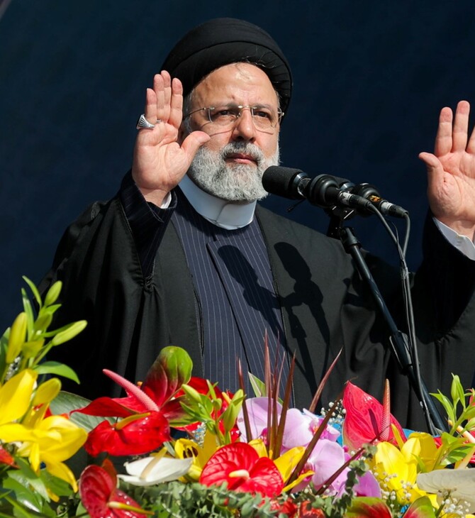 Αγωνία για τον πρόεδρο του Ιράν: Το ελικόπτερο συνετρίβη λέει αξιωματούχος, η τηλεόραση μεταδίδει προσευχές