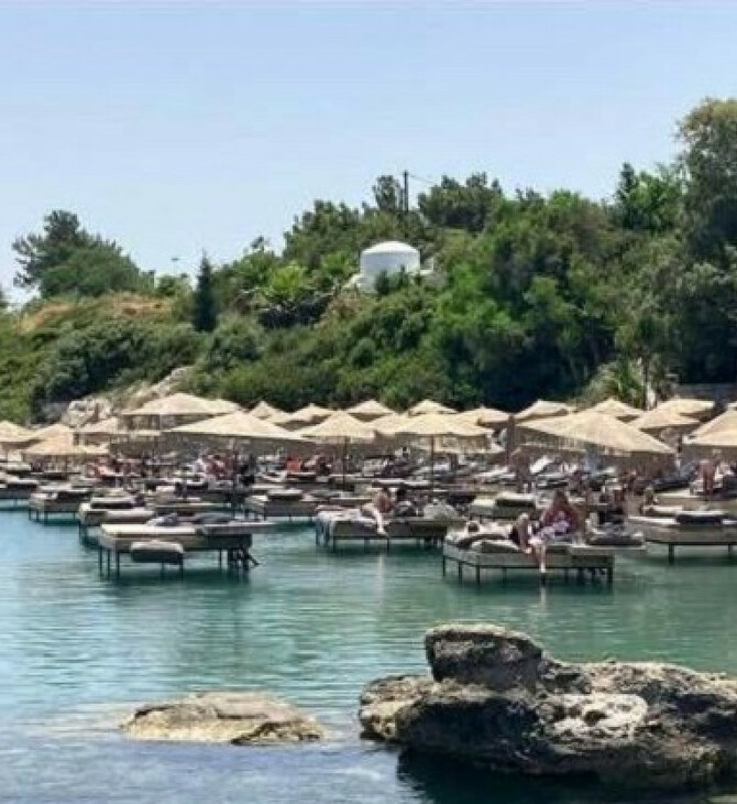 Ρόδος: 19 «καινούριες» ξαπλώστρες μέσα στη θάλασσα στην Αγία Μαρίνα εντόπισαν οι έλεγχοι