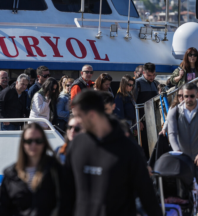 «Χάνουμε τουρίστες από την Ελλάδα», λένε Τούρκοι ξενοδόχοι - Πλημμυρίζουν τα νησιά για το Μπαϊράμι