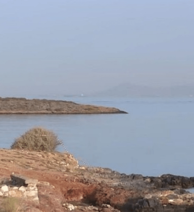 Καβούρι: Εξουδετερώθηκε με ελεγχόμενη έκρηξη νάρκη που βρέθηκε στη θάλασσα