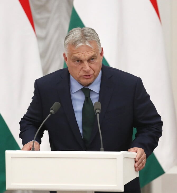 Το Vox εγκαταλείπει τη Μελόνι για τον Ορμπάν