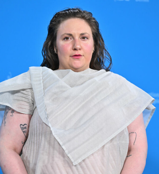 H Lena Dunham αποσύρεται από project ώστε να μην σχολιάσουν το σώμα της 