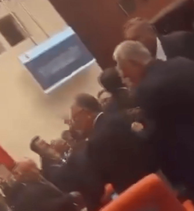 Ξύλο στην τουρκική Εθνοσυνέλευση
