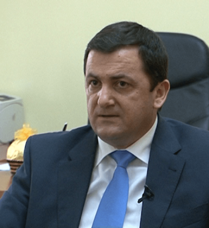 Αλβανία: Νέος δήμαρχος Χειμάρρας ο εκλεκτός του Ράμα, Βαγγέλης Τάβος