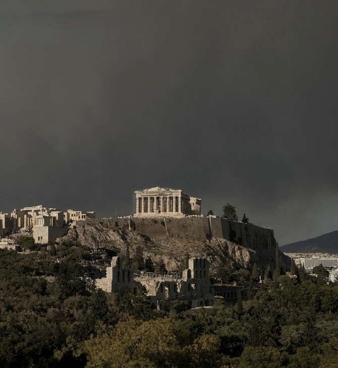Τοξικός ο αέρας στην Αττική λόγω της φωτιάς – Πέντε φορές πάνω από το όριο ασφαλείας