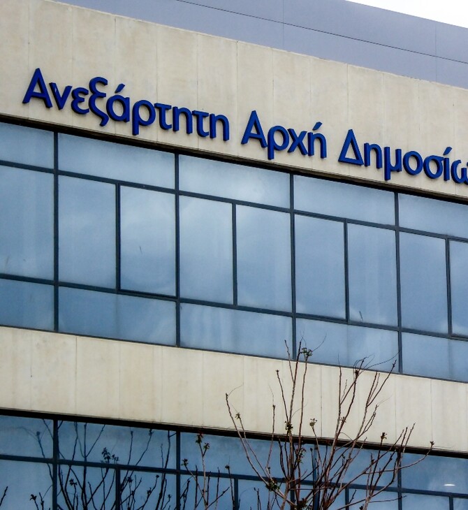 ΑΑΔΕ: 490 «λουκέτα» 48ωρών σε επιχειρήσεις