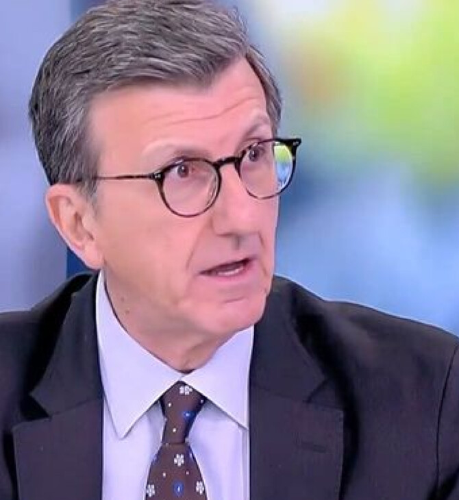 Η ατάκα Πορτοσάλτε που άφησε άφωνη την Αναστασοπούλου on air - «Μητσοτάκη μαμιεσαι»