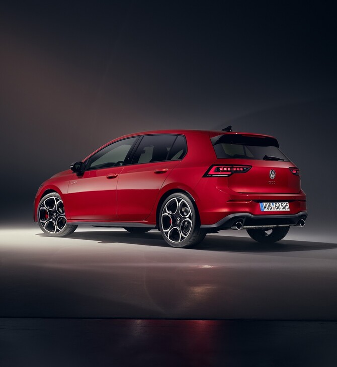 Νέο Volkswagen Golf 50 Years