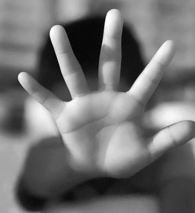 Μαλαισία: 355 συλλήψεις για σωματική και σεξουαλική κακοποίηση παιδιών - Unicef: Αδιανόητη φρίκη