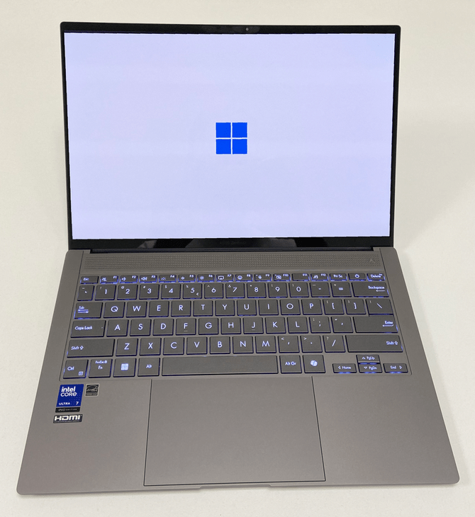 ASUS Zenbook S 14: Ένα λεπτό, τεχνολογικό αριστούργημα για κάθε στιγμή