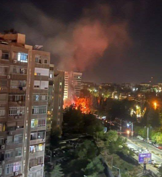 Πόλεμος στον Λίβανο: Οι Ισραηλινοί βομβάρδισαν το σπίτι ηγέτη της Φατάχ σε καταυλισμο Παλαιστινίων 