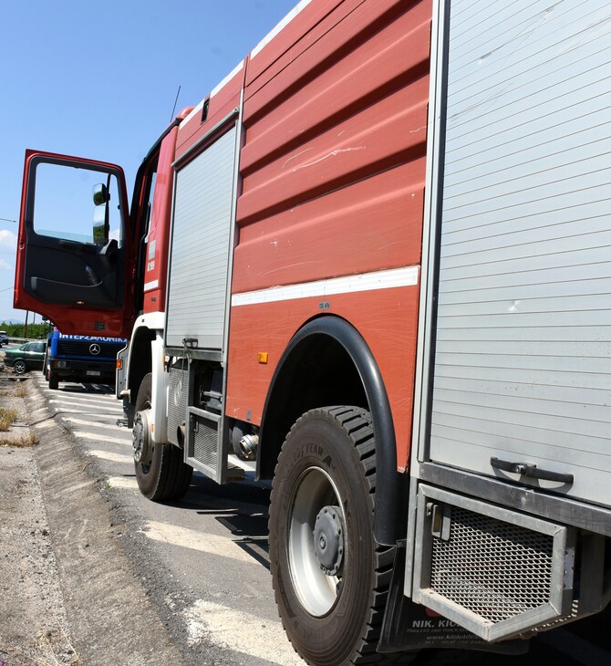 Γλυφάδα: Τροχαίο ΙΧ με τουριστικό λεωφορείο -Τρεις τραυματίες