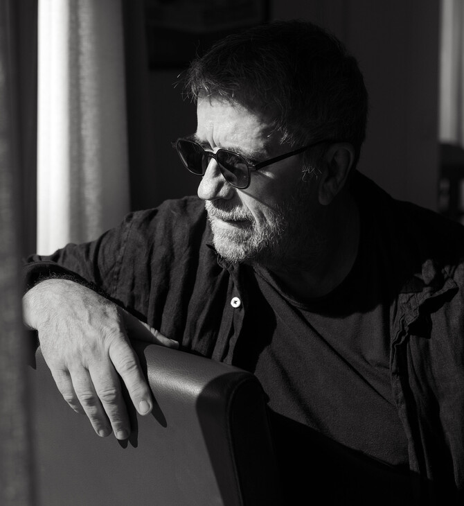 Σπύρος Παπαδόπουλος: «Δεν μου αρέσει να φαίνομαι, κι ας κατέληξα να παίζω μπροστά σε κόσμο»