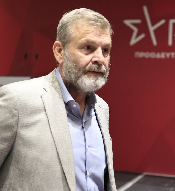 Απόστολος Γκλέτσος: Επιμένει στη δήλωση «εισαγωγής ιερόδουλων» ώστε να ικανοποιούνται οι μετανάστες