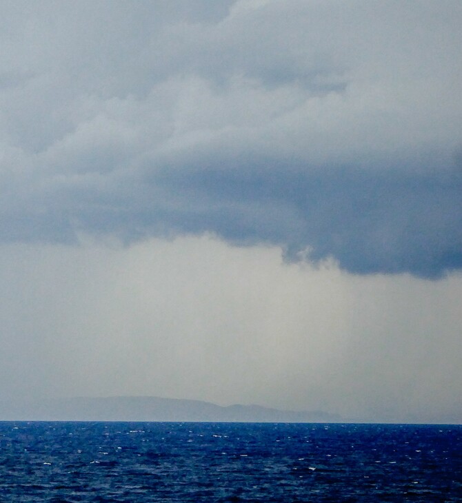 Καιρός: Ισχυροί άνεμοι, χαμηλές θερμοκρασίες και συννεφιά σήμερα στη χώρα