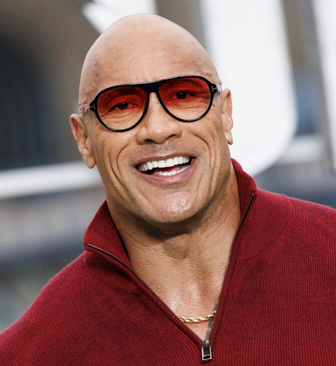 Ο Dwayne Johnson παραδέχεται ότι χρησιμοποιεί μπουκάλια νερού για την ανάγκη του στα γυρίσματα: «Ναι, αυτό συμβαίνει»