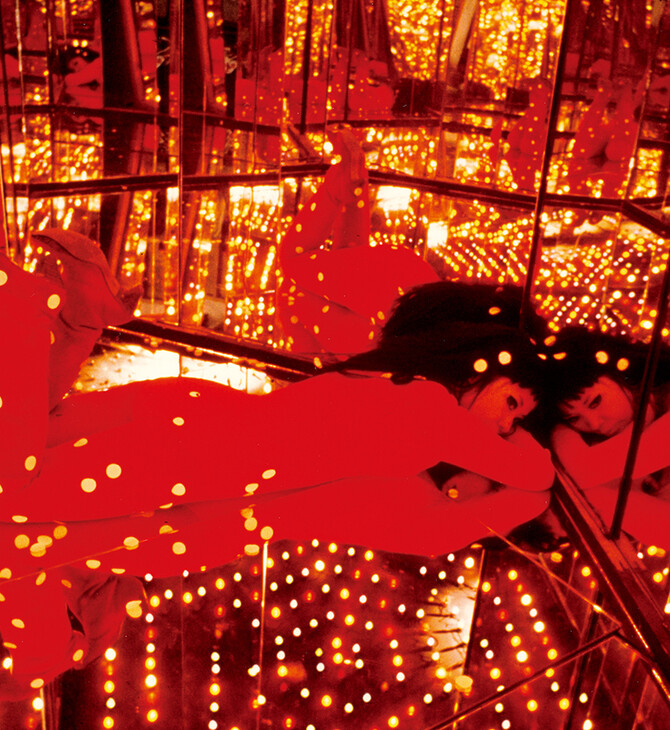 Yayoi Kusama: Η πλήρης απομόνωση της βασίλισσας της διεθνούς αγοράς τέχνης