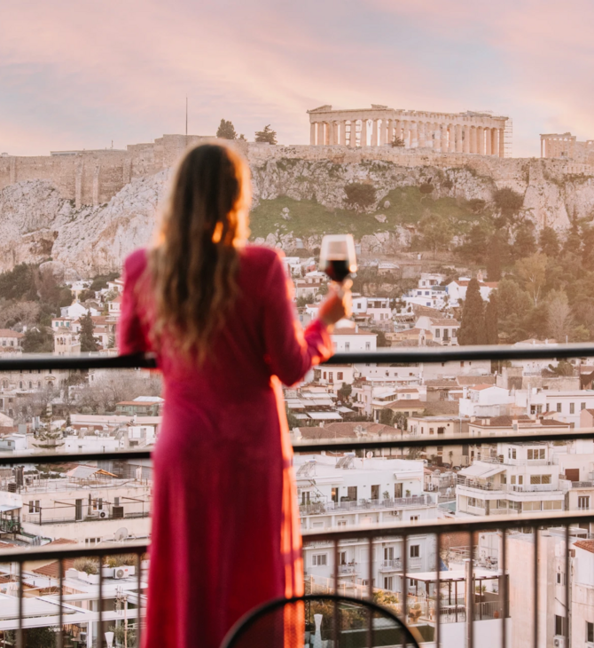 Astor Hotel: Ένα ταξίδι στην καρδιά της Αθήνας, γεμάτο πολυτέλεια, ιστορία και την πιο μοναδική θέα