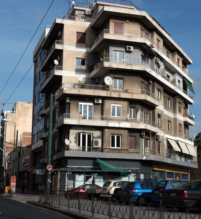 Αθηναϊκές πολυκατοικίες: Η πιο ζωντανή ιστορία της πρωτεύουσας