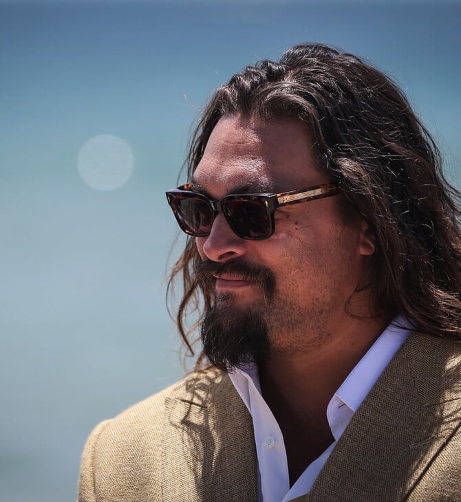 Ο Τζέισον Μομόα επιστρέφει, αλλά όχι ως Aquaman, στο κινηματογραφικό σύμπαν της DC