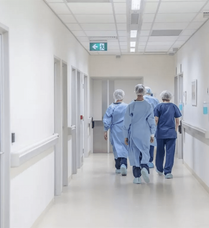 O νόμος για τις διευθύνσεις πανεπιστημιακών κλινικών και εργαστηρίων