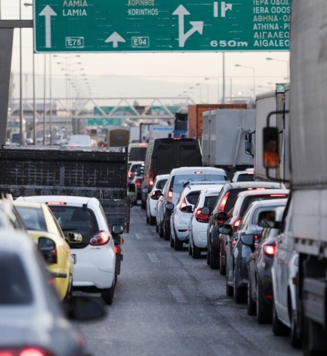 Καραμπόλα τεσσάρων αυτοκινήτων στην άνοδο του Κηφισού