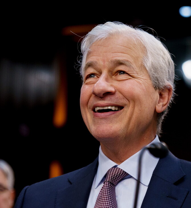 Τζέιμι Ντάιμον: Ο CEO της JP Morgan έλαβε αποζημίωση 39 εκατ. δολάρια για το 2024