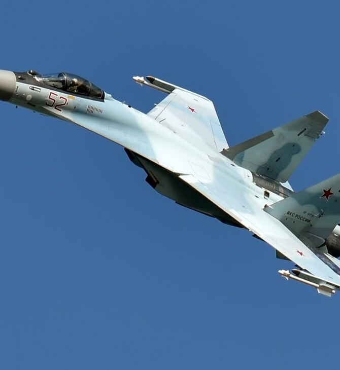 Το Ιράν αγόρασε μαχητικά Sukhoi-35 από τη Ρωσία, λένε οι Φρουροί της Επανάστασης