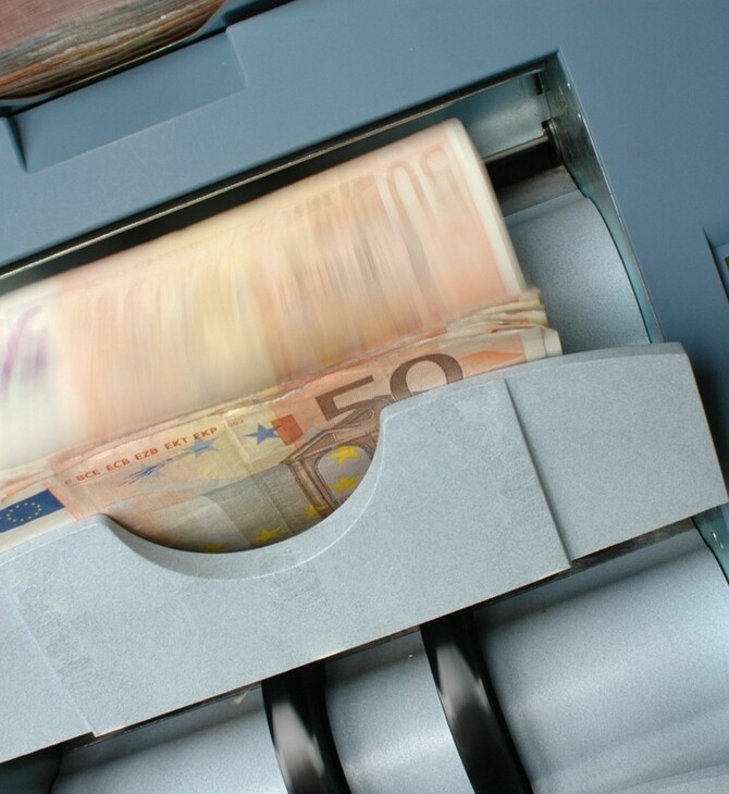 ΤτΕ: Ξεπέρασαν τα 150 δισ. ευρώ οι καταθέσεις νοικοκυριών και επιχειρήσεων το 2024	