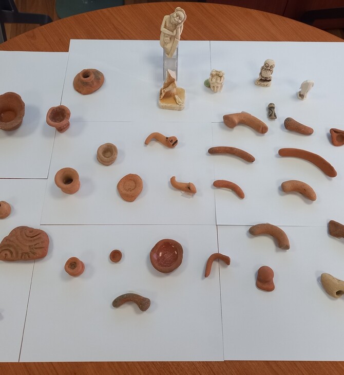 Συνελήφθη γυναίκα αρχαιοκάπηλος στην Αθήνα – Πουλούσε αρχαία σε Ευρώπη, Αμερική, Αυστραλία