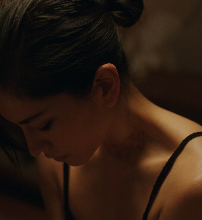 Let: Η Sonoya Mizuno εξερευνά την απομόνωση και την επιθυμία 