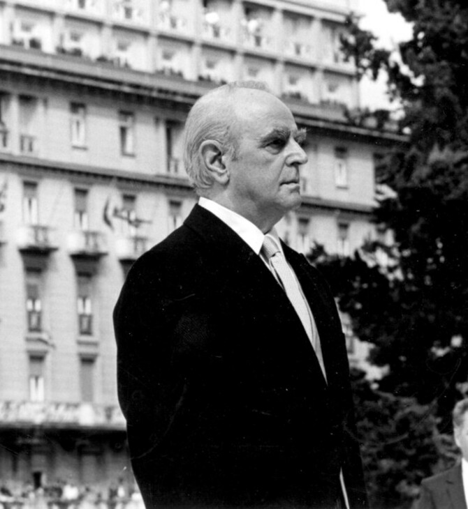 Πέθανε ο Θεόδωρος Χαριτόπουλος, στενός συνεργάτης του Κωνσταντίνου Καραμανλή