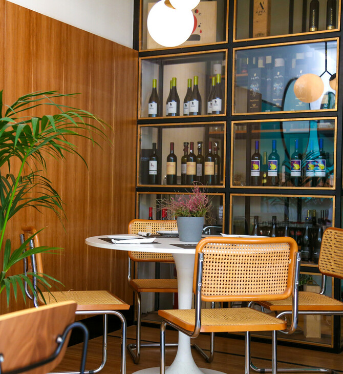 Κάρολος: Το μοναδικό wine bar της Νέας Σμύρνης