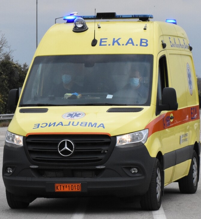 Φυλή: Νεκρός 15χρονος σε τροχαίο