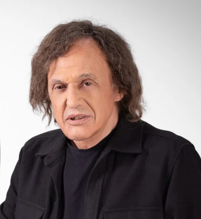Η ανάρτηση του Βασίλη Παπακωνσταντίνου για τα Τέμπη - «Η φωνή μας είναι πάντα μαζί τους»