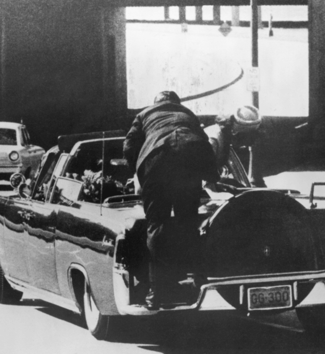 Πέθανε ο πράκτορας της Secret Service που προσπάθησε να σώσει τον Τζον Φ. Κένεντι