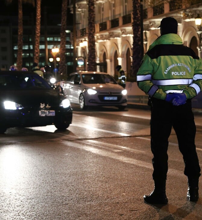 Οδηγός γερανού που συνεργάζεται με την τροχαία πήγε να μεταφέρει οχήματα υπό την επήρεια αλκοόλ