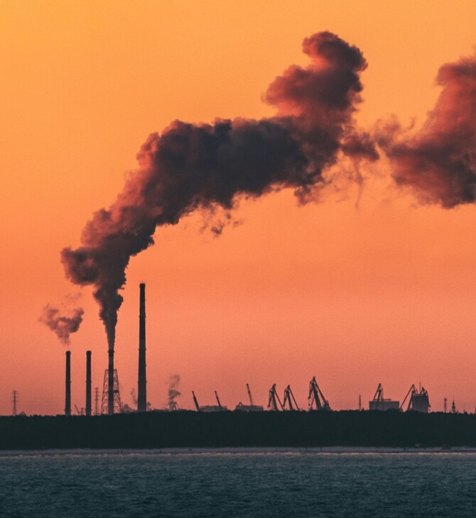 Το 50% των παγκόσμιων εκπομπών CO2 προέρχονται από 36 εταιρείες ορυκτών καυσίμων, σύμφωνα με μελέτη 