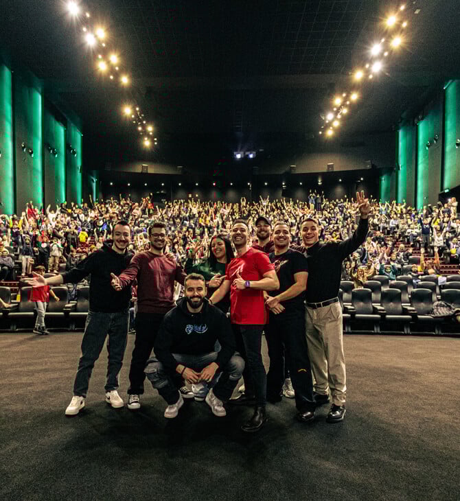 Η ταινία των Υoutubers «Αντίπαλοι για Καλό» σπάει ταμεία και έρχεται σε όλη την Ελλάδα