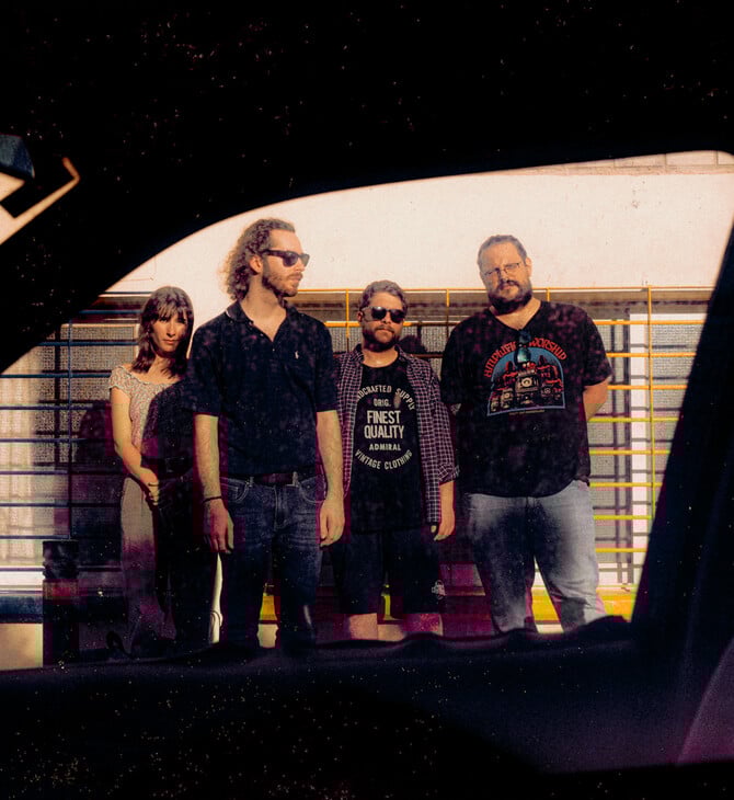 Οι Messier 13 εγκαινιάζουν το ελληνικό shoegaze του μέλλοντος/ «Δεν ζούμε από τη μουσική, αλλά χωρίς τη μουσική δεν ζούμε»