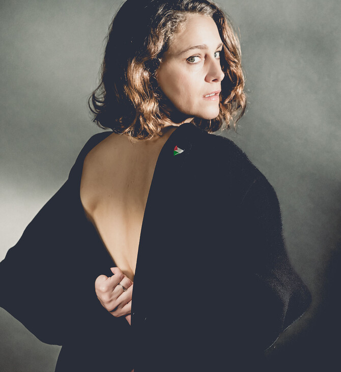 Ariane Labed: «Δεν με ενδιαφέρει να σκίσω το γυναικείο σώμα στις ταινίες μου, το σέβομαι»