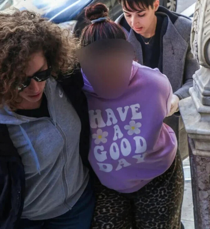 Κακοποίηση 3χρονου στο Ηράκλειο: Υπό άκρα μυστικότητα επέστρεψαν στην πόλη οι κατηγορούμενοι